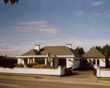 Shanlee B&B, 
Lahinch Road, 
Ennis, 
Co. Clare,
Irland