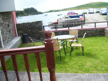 Maison de bateau Salon & Jardin,
Middle Ring Self Catering, 
Clonakilty, 
Co. Cork,
Ireland
 
