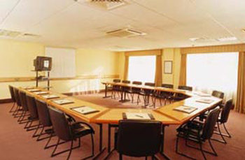 Bewleys Hotel Newlands Cross, 
Naas Road (N7),
Newlands Cross,
Dublin 22,
Irlanda