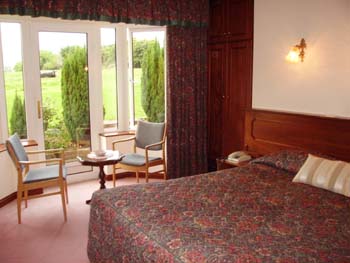 Inveraray Farm Guest House B&B,
Beaufort, 
Killarney,
Co. Kerry,
Ireland