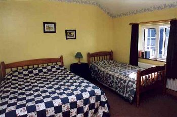Annaharvey Farm B&B,
Tullamore, 
Co. Offaly,
Irlanda