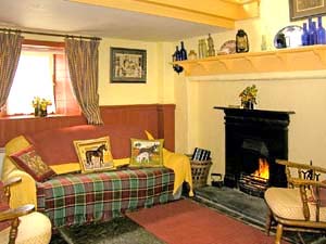 O'Neill's Self Catering Accommodation, 
Coolacussane, 
Dundrum, 
Co. Tipperary,
Ireland.