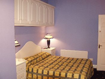 Arch House B&B,
The Square,
Cahir,
Co. Tipperary,
Irlande