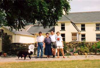 Grove Farm B&B,
Saltmills, 
Fethard on Sea, 
New Ross, 
Co. Wexford,
Irlanda