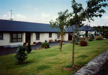 Ossory B&B,
Mount Garrett,
New Ross,
Co. Wexford, 
Irlanda.